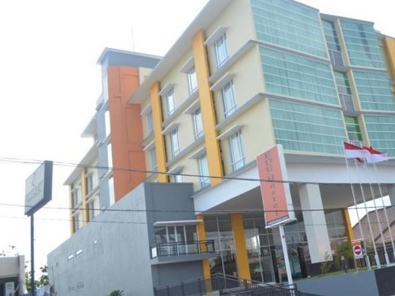 Edu Hostel Yogyakarta Eksteriør billede