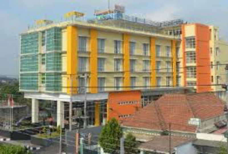 Edu Hostel Yogyakarta Eksteriør billede