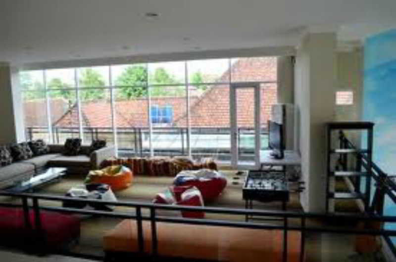 Edu Hostel Yogyakarta Eksteriør billede